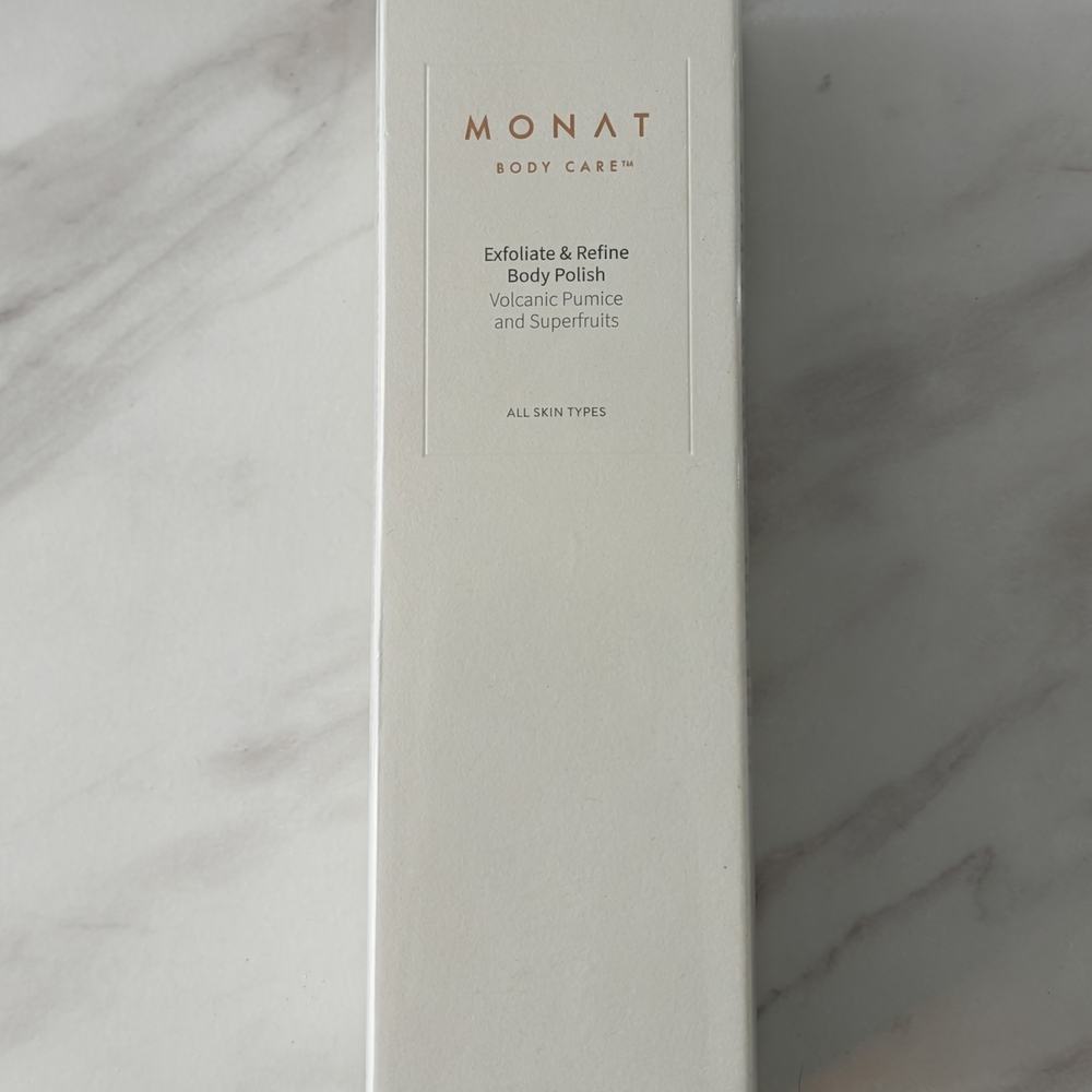 MONAT Exfoliate & Refine Body Polish - White